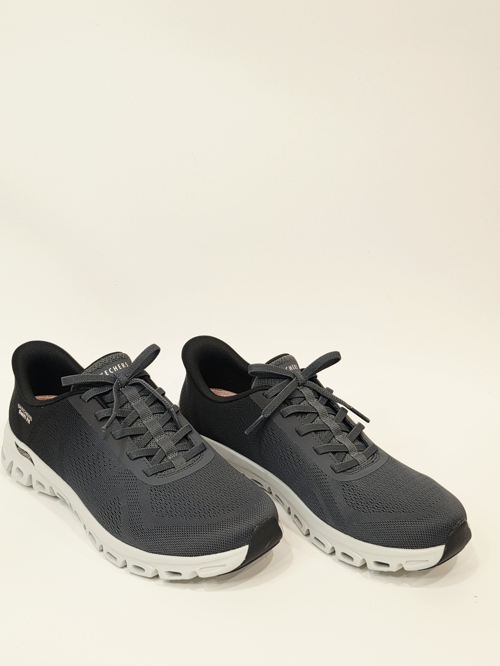 Skechers Women's Hands Free Swift Fit Grey And Black Slip-On Athletic Shoe